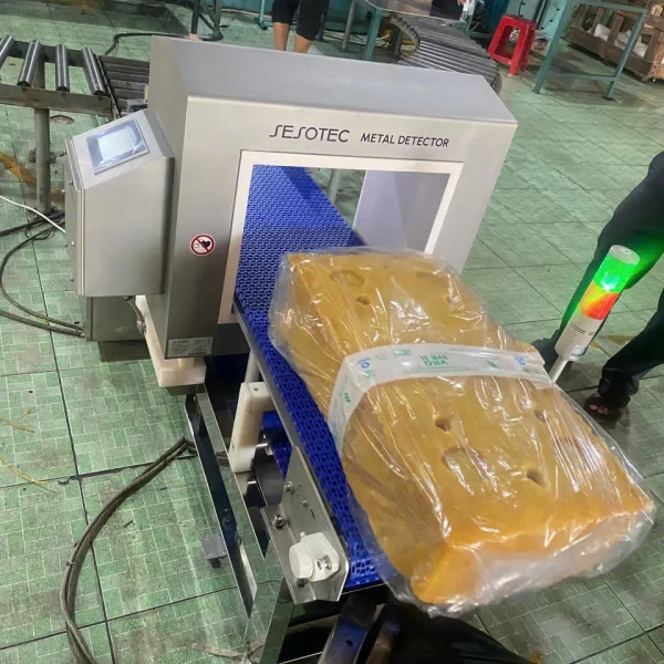 MÁY DÒ KIM LOẠI CHO BÀNH MỦ 35KG